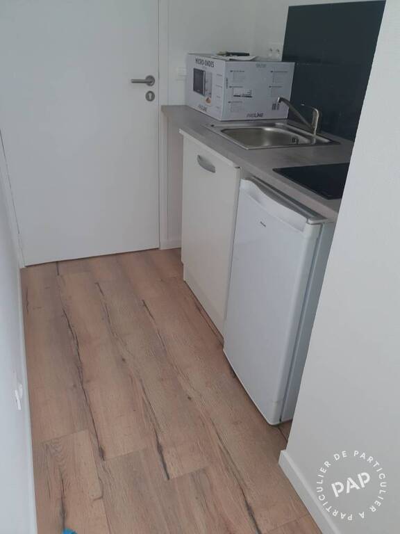 Location immobilier 819&nbsp;&euro; Paris 20E