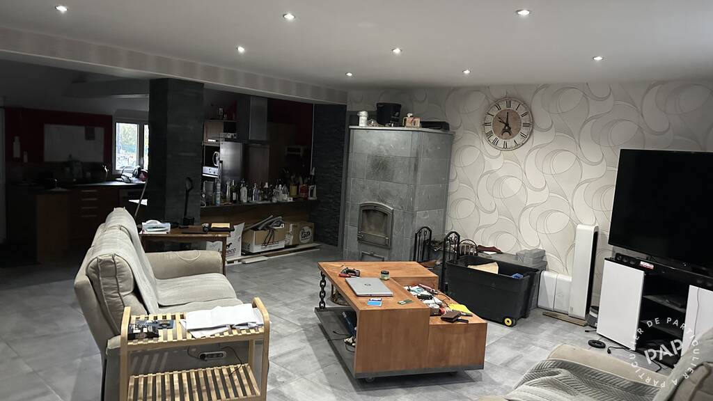 Vente maison 123 m² Durdat-Larequille (03310)