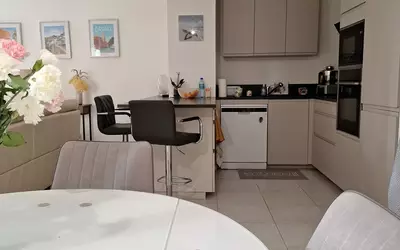 Hyères (83400)