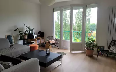 Nantes (44000)