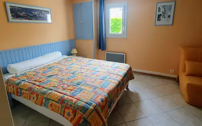 Castries (34160)