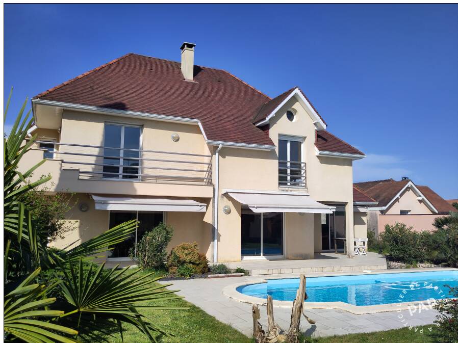 Maison 7 pièces 197 m² · à Idron · 197 m² · 440 000 €