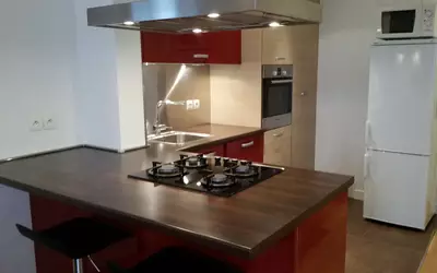 Puteaux (92800)