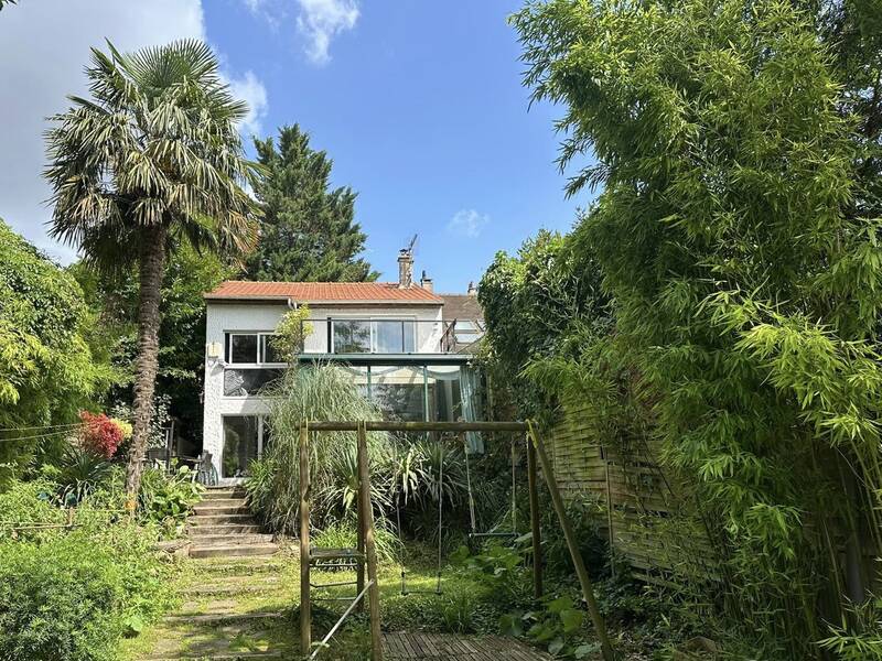 Épinay-Sur-Seine (93800)