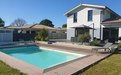 Salles (33770)