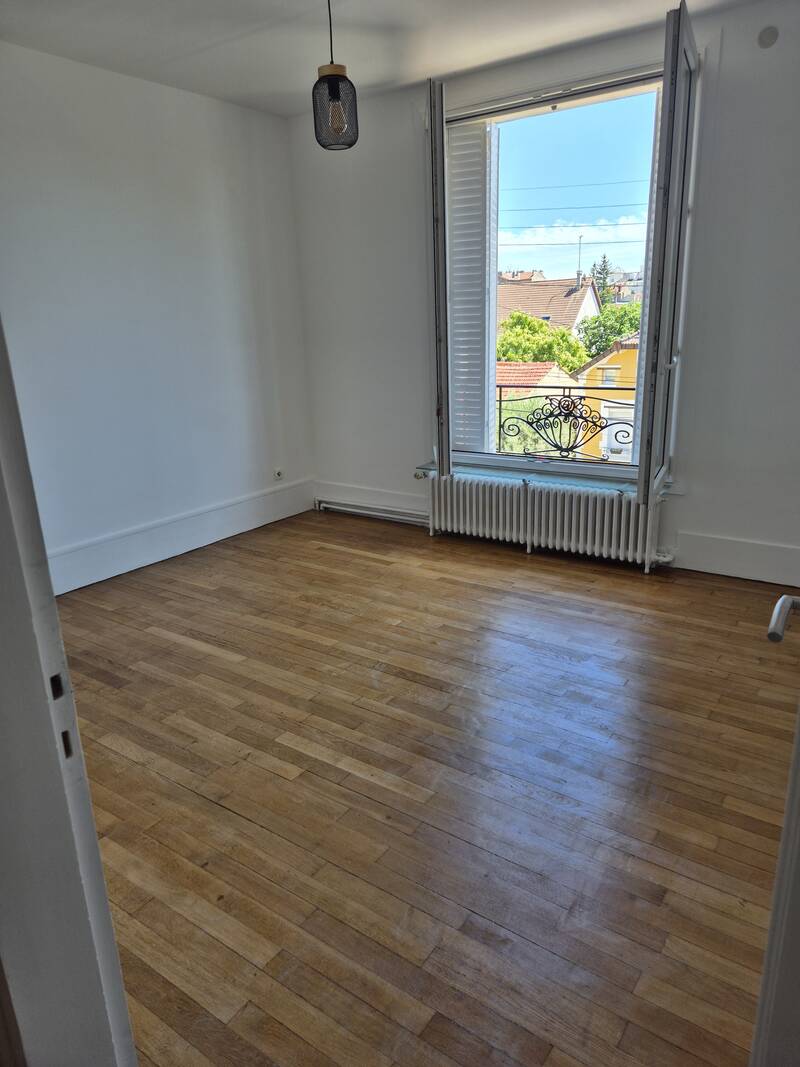 Chelles (77500)