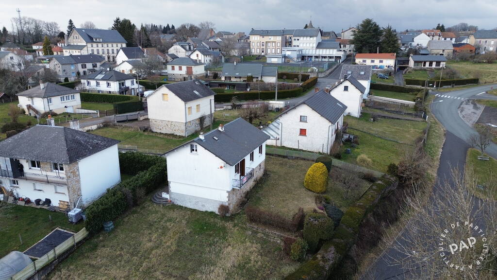 Maison 6 pièces 118 m² · à Bourg-Lastic · 118 m² · 109 000 €