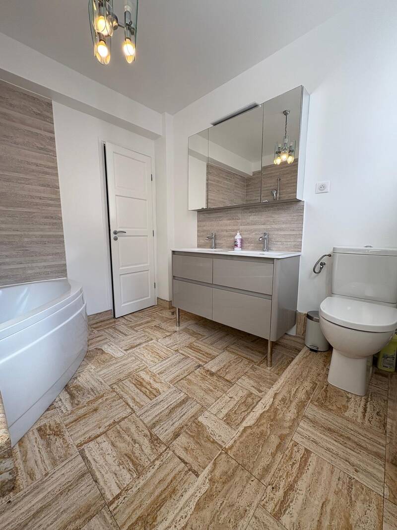 Neuilly-Sur-Seine (92200)