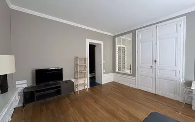 Nantes (44000)