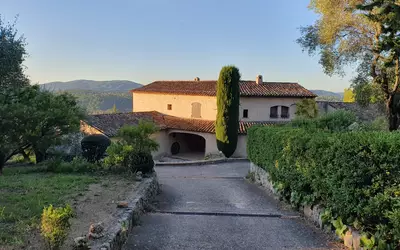 Cabris (06530)