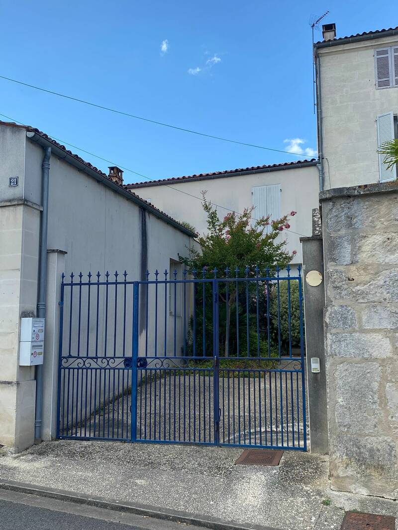 Saintes (17100)