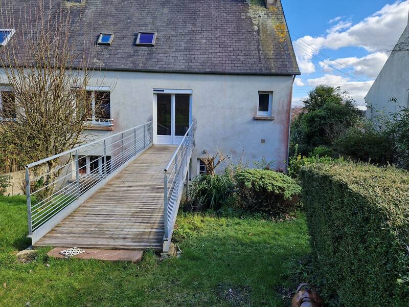 Landerneau (29800)