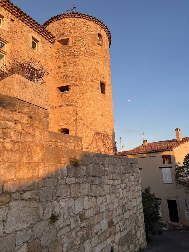Callian (83440)