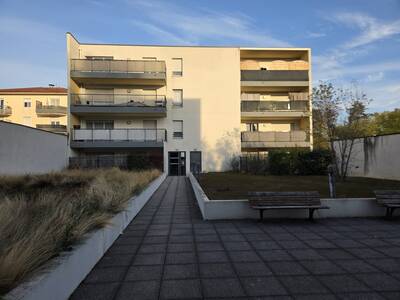 Vente appartement 2 pièces Décines-Charpieu (69150)