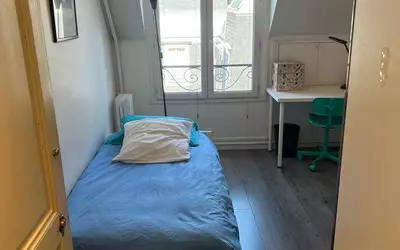 Paris 8E