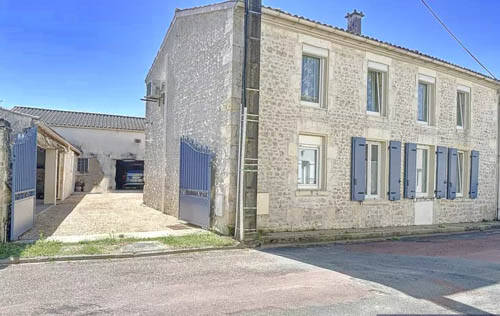 Saint-Just-Luzac (17320)
