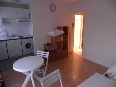 Location appartement studio Courbevoie (92400)