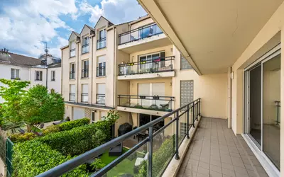 Sèvres (92310)