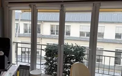 Paris 8E