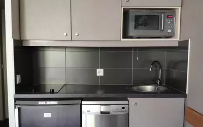 Courbevoie (92400)