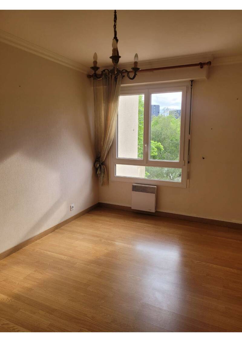 Angers (49000)