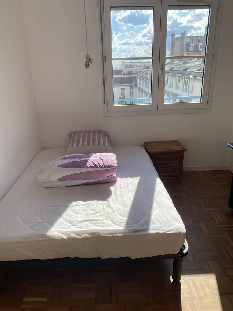 Paris 11E