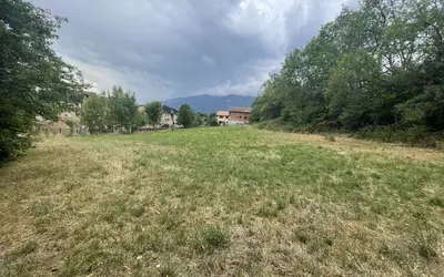 Péron (01630)