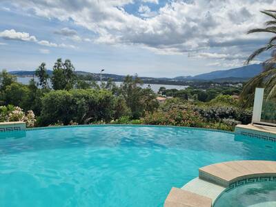 Vente maison 8 pièces Porto-Vecchio (20137)