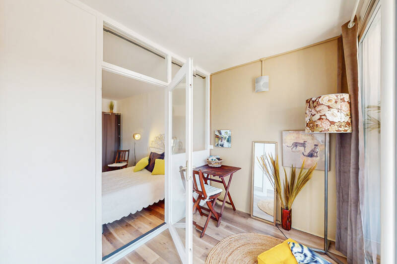 Lumineux Avec Loggia