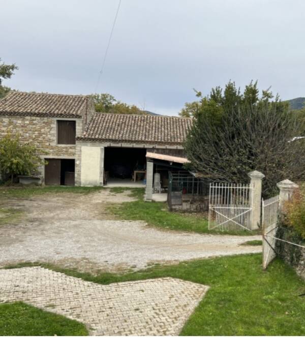 Mirabel-Aux-Baronnies (26110)