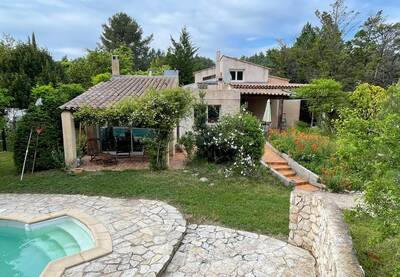 Vente maison 8 pièces Ventabren (13122)
