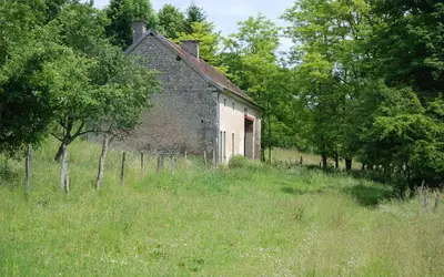 + Annexes + Écurie Spacieuse