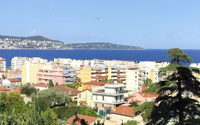Nice (06000)