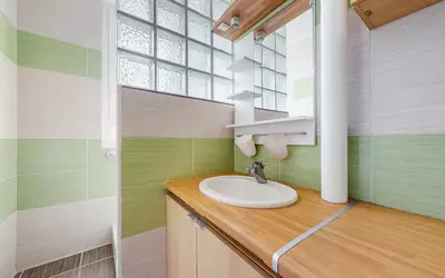 Appartement 3 pièces 63 m² · à Quartier Butte Montceau-Avon · 63 m² · 137 000 €