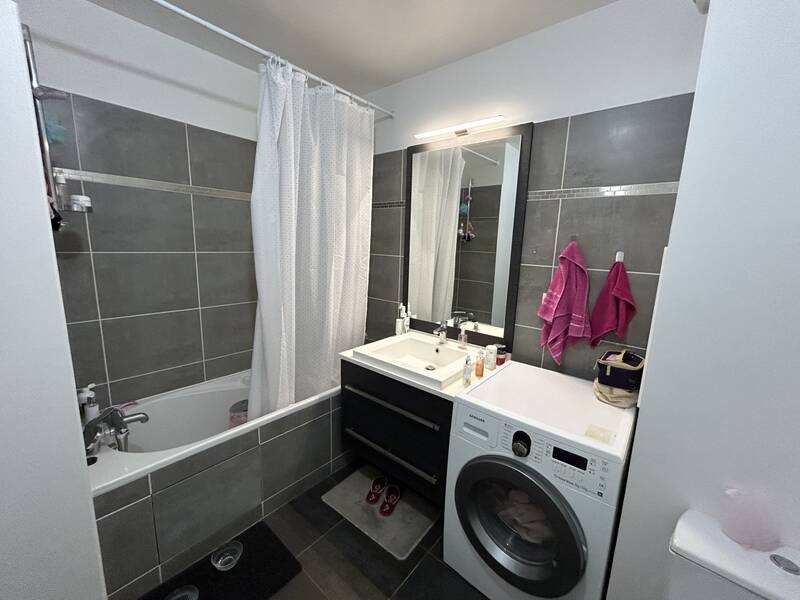 Issy-Les-Moulineaux (92130)