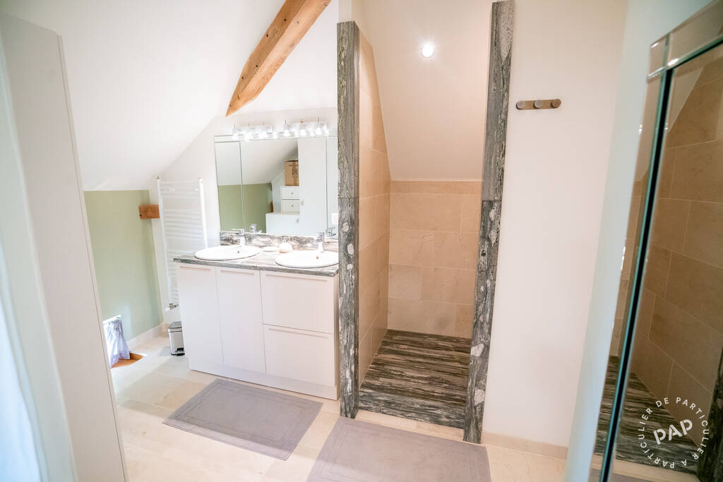Maison 350 m²