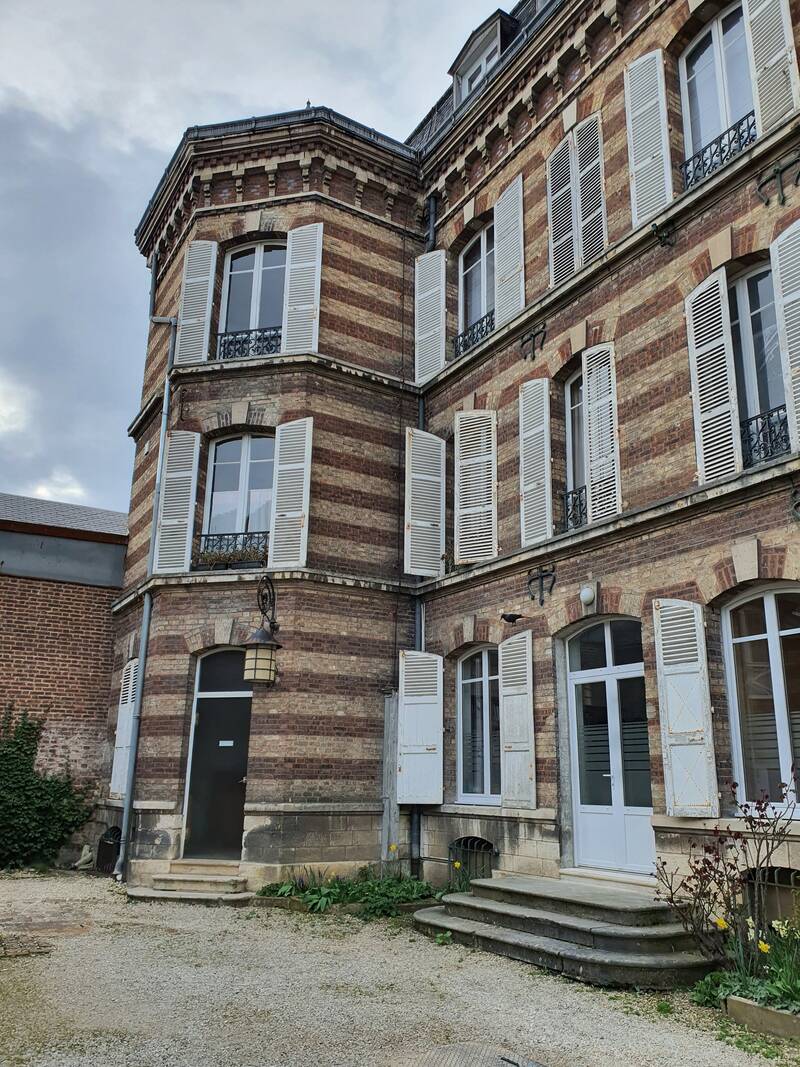 Troyes (10000)