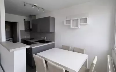 Courbevoie (92400)