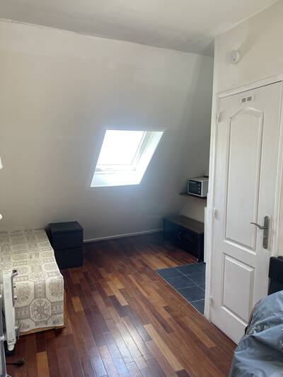 Location appartement studio Paris 4e