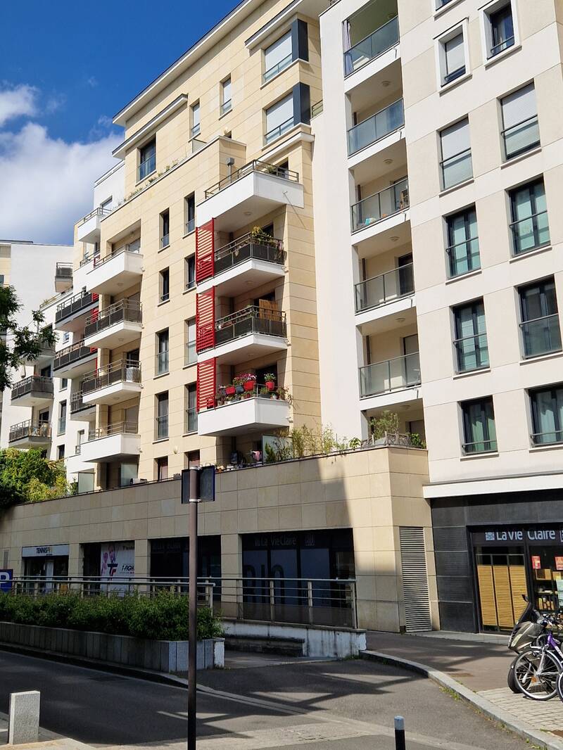 Bois-Colombes (92270)
