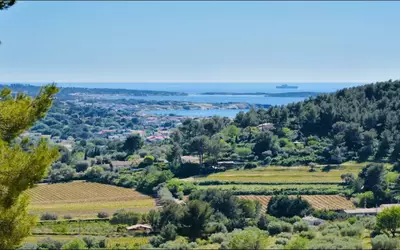 Sanary-Sur-Mer (83110)