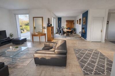 Vente maison 8 pièces Le Mesnil-Saint-Denis (78320)
