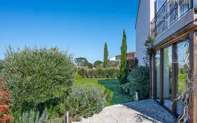 Roquebrune-Sur-Argens (83520)