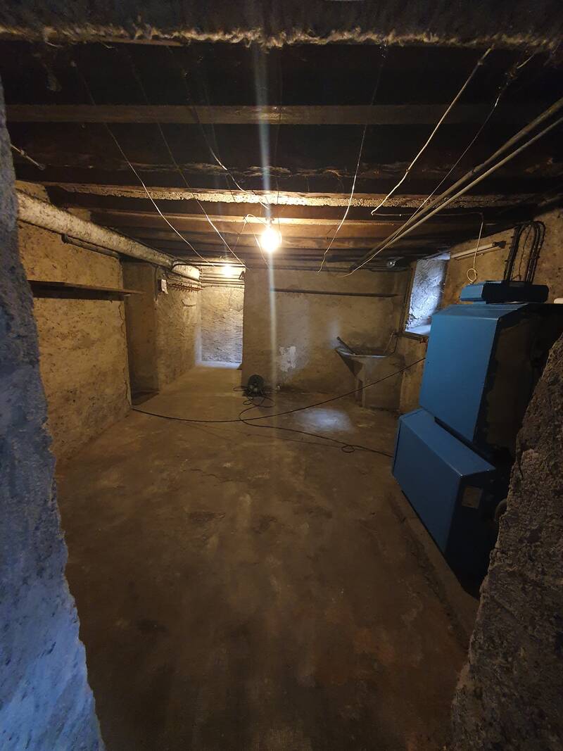 Les Échelles (73360)
