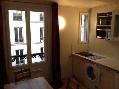 Location appartement 2 pièces Paris 18e