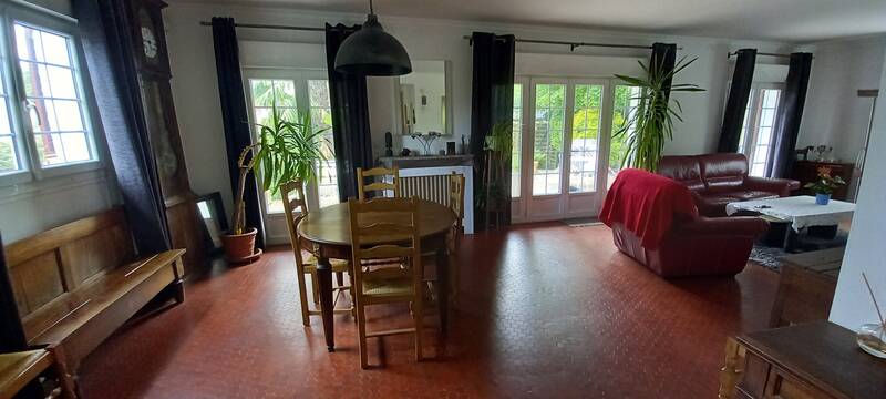 Jouy-Le-Moutier (95280)
