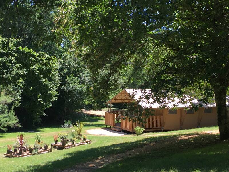 Domaine 2 Maisons + 5 Gites 495 M2