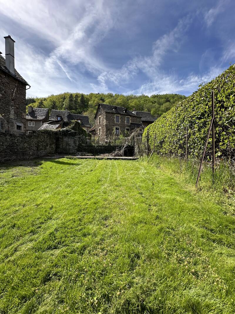 Estaing (12190)