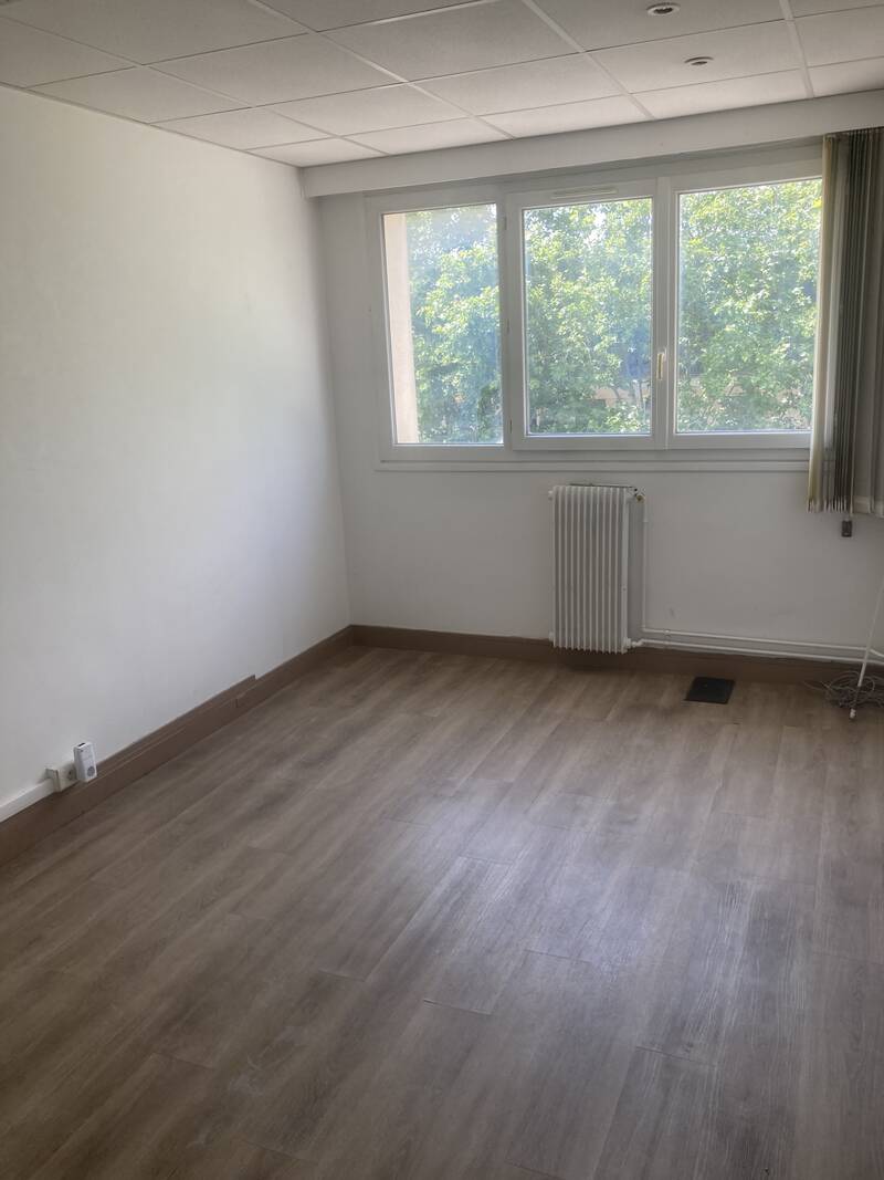 Sceaux (92330)