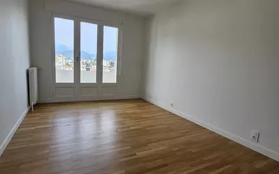 Grenoble (38000)